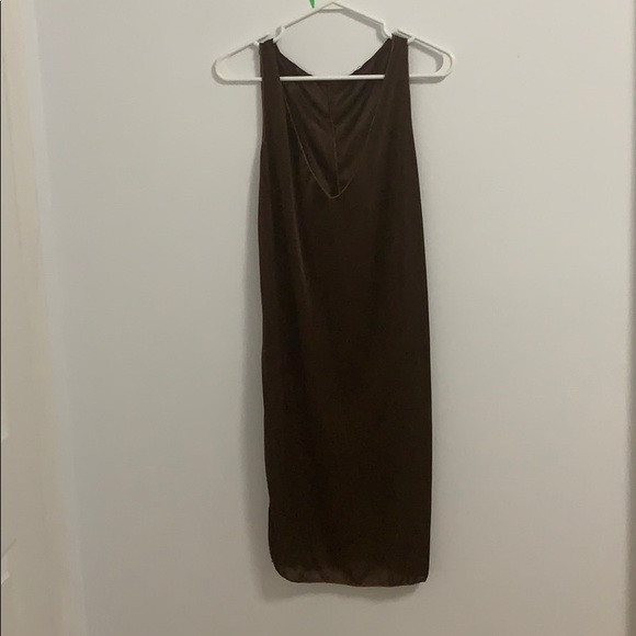 Dress. - Picture 3 of 4